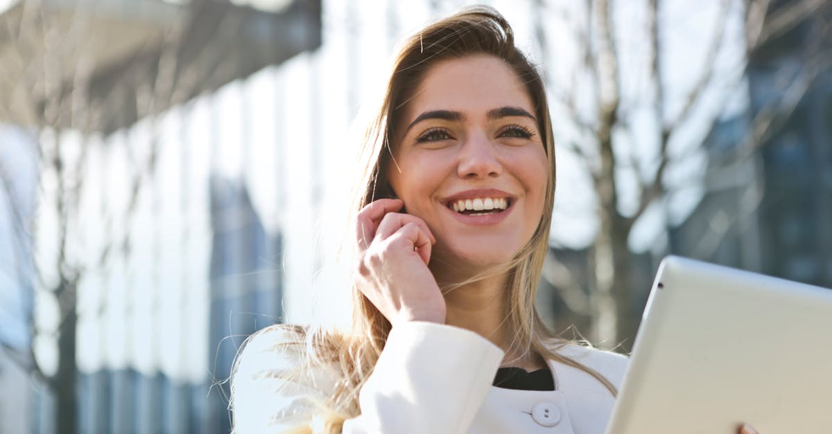 découvrez les clés d'une communication efficace pour améliorer vos échanges personnels et professionnels. apprenez à écouter, à vous exprimer clairement et à instaurer un climat de confiance. transformez vos relations grâce à des techniques de communication adaptées.